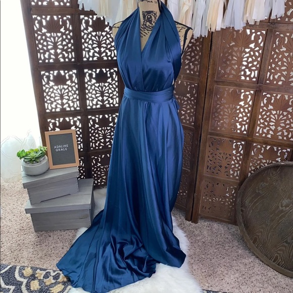 Selfie Leslie Ariana Multiway Maxi Dress - Picture 4 of 16